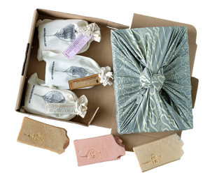 TRI HAMPER